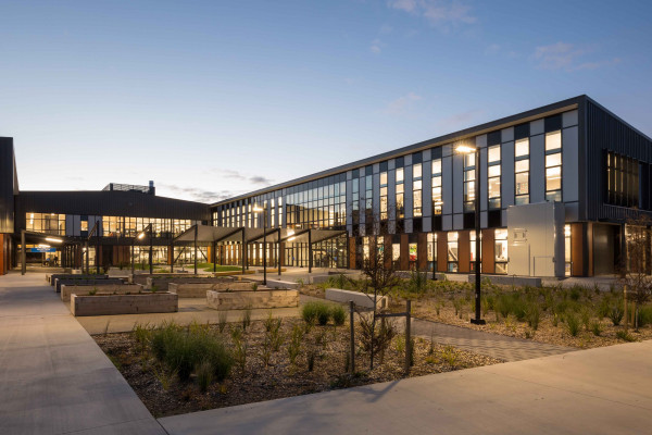 Special Flushglaze Façade at Rototuna School Combines Both Glazed and Solid Panels