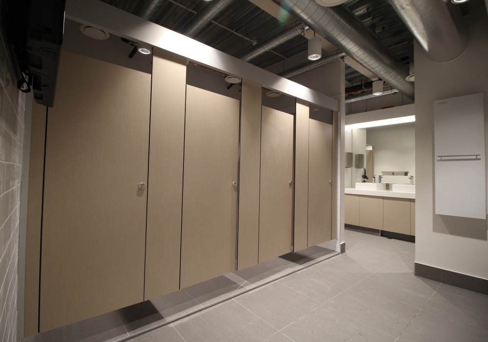 KerMac Industries Deliver Sleek Design with New Tophung Cubicle System
