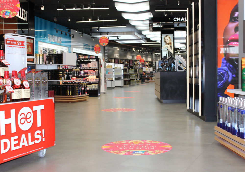 Refresh Retail Areas with Polyflor's Expona SimpLay