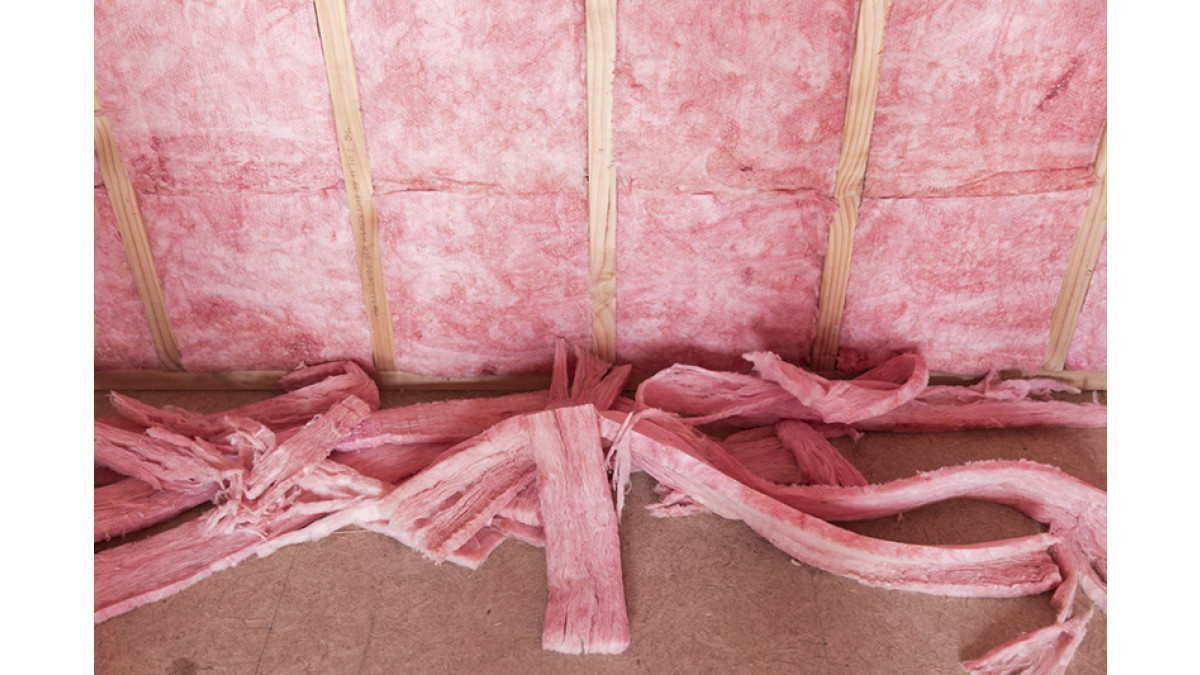 Offcuts from previous 580mm Pink Batts insulation.
