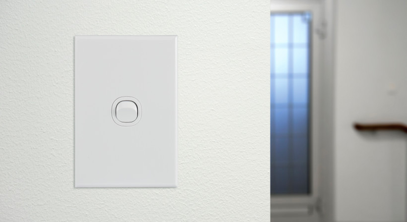 Traditional, Affordable Switchgear with Multiple Upgrade Options