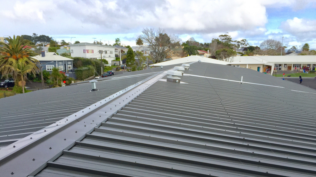 Kingspan insulated roof and wall panels have provided a long term solution for weather-tightness issues for Westmere School.