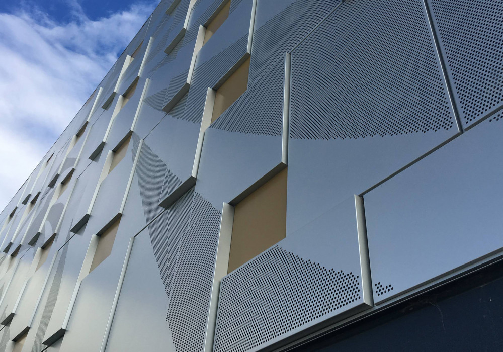 Energy-Efficient Megafactory Uses Kingspan Insulated Panels