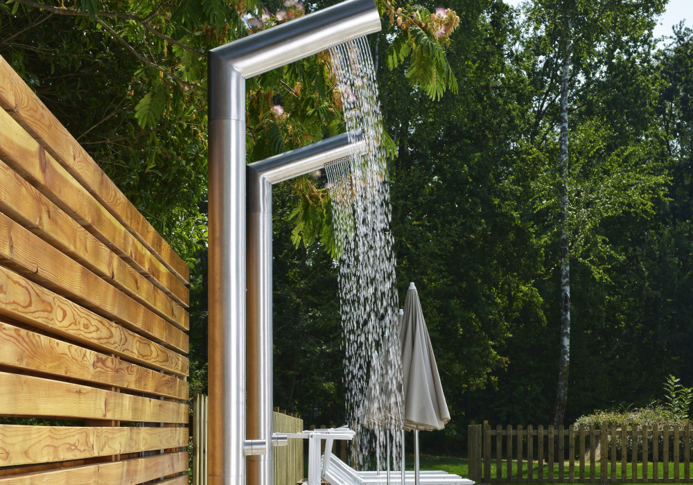 Metrix Unveils New Stainless Steel Outdoor Showers