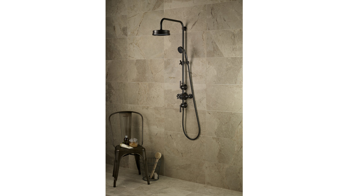 Style Moderne Column Shower.