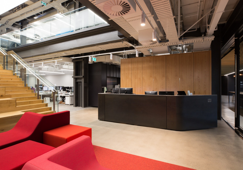Prime Veneer Brings Warmth to New Warren and Mahoney Fit-Out