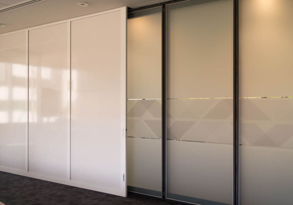 CS For Doors Supplies Oversized Sliding Whiteboard for Datacom