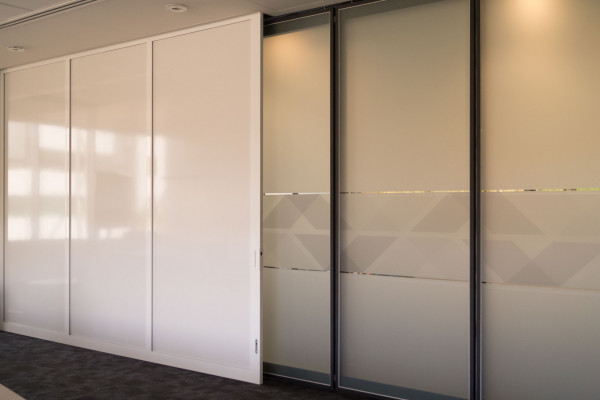 CS For Doors Supplies Oversized Sliding Whiteboard for Datacom