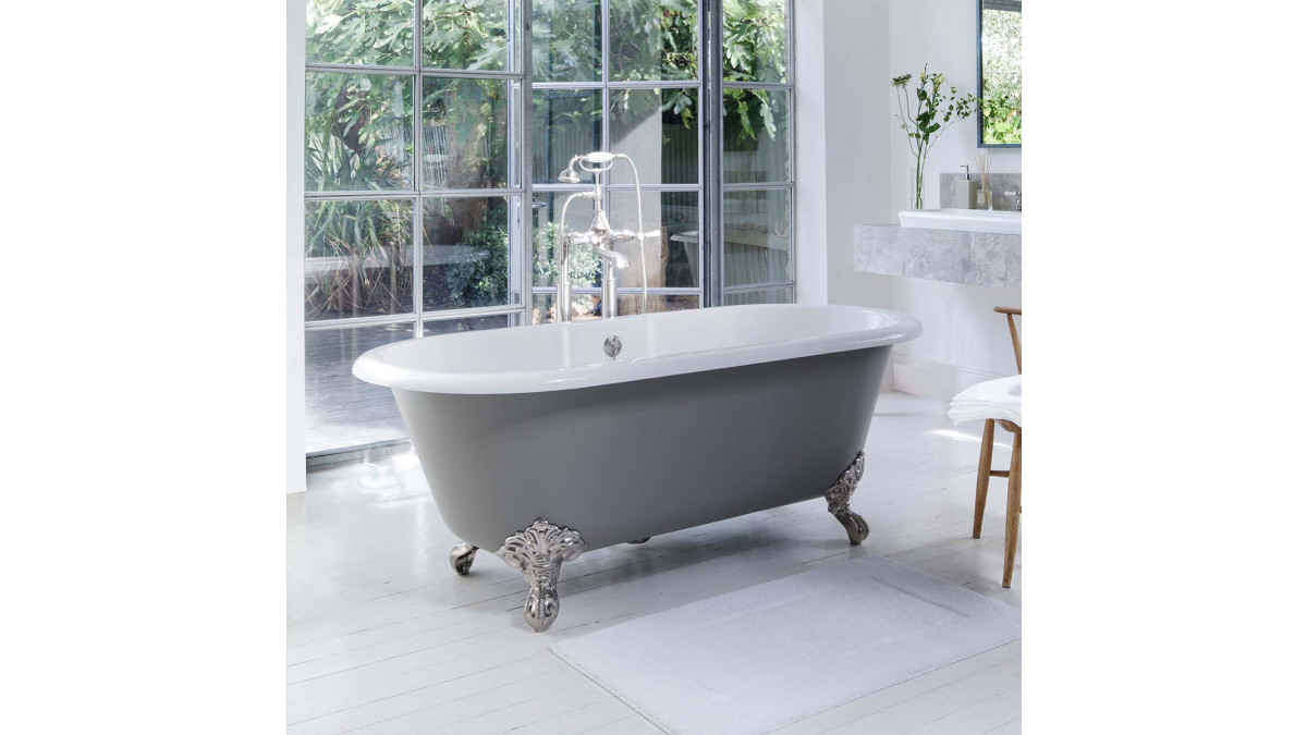 Cheshire Freestanding Bath.