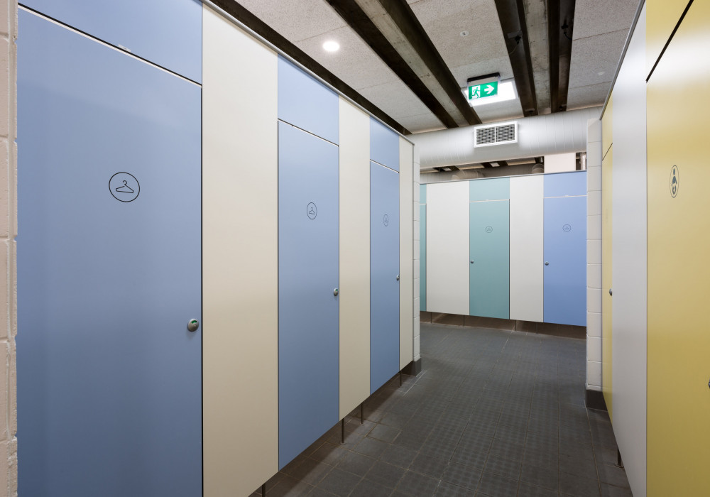 Resco Compact Laminate Delivers 'Village Change Room' Concept at Albany Stadium Pool