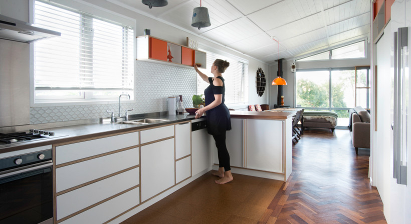 Birch Ply Adds Striking Detail to 1970s Waiheke Kitchen