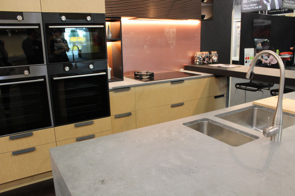 A Kitchen that Touches the Heart of the Family 