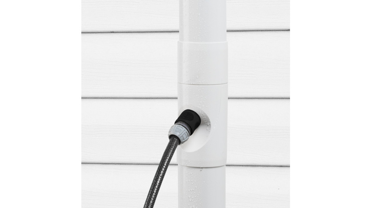 The Marley Twist quick connects to a small collection tank via any standard hose fitting.