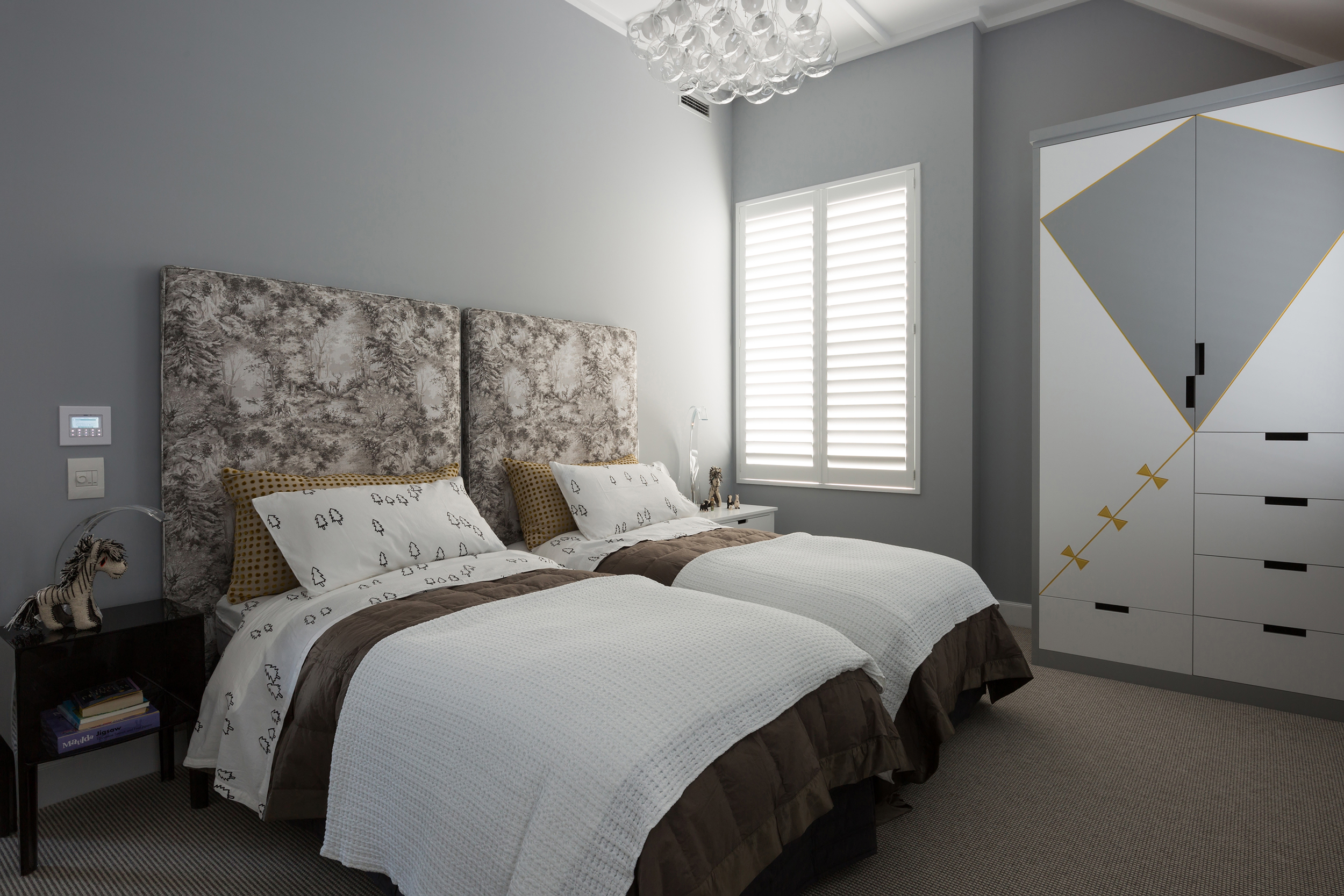 Porter's Paints Bring Timeless Look to Elegant Arrowtown Home – EBOSS