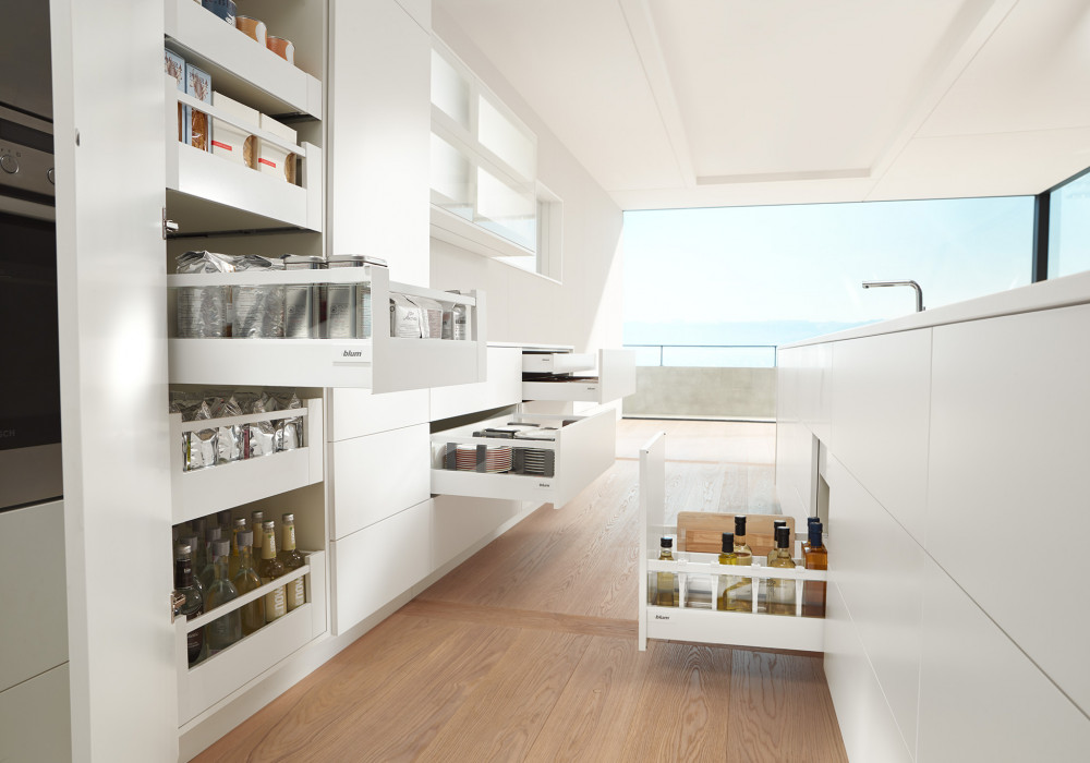 TIP-ON BLUMOTION for TANDEMBOX Extends Handle-less Design Possibilities
