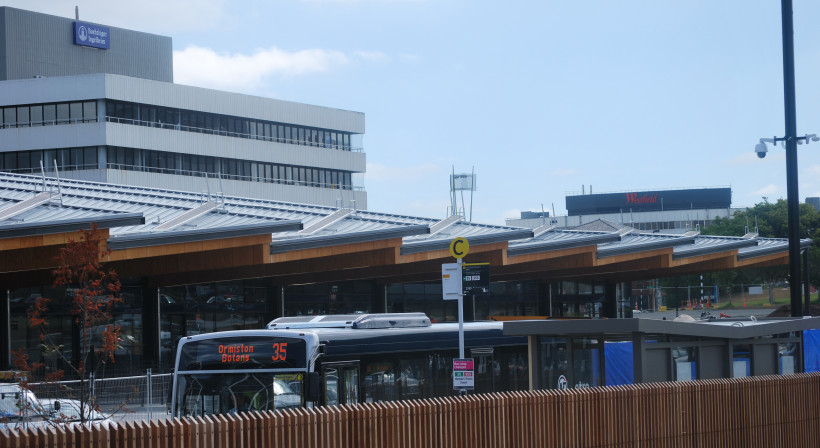 Manukau Bus Interchange: Complex Roof Made Easy with KingZip