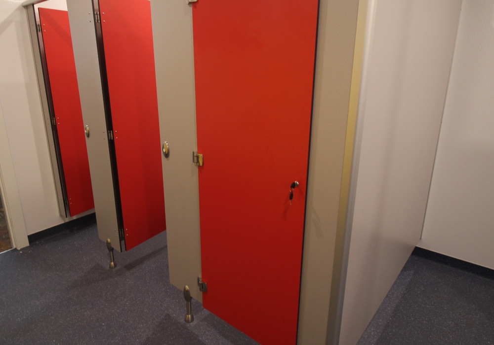 KerMac Industries Supplies Versatile Cubicle System to Jackson Enterprises