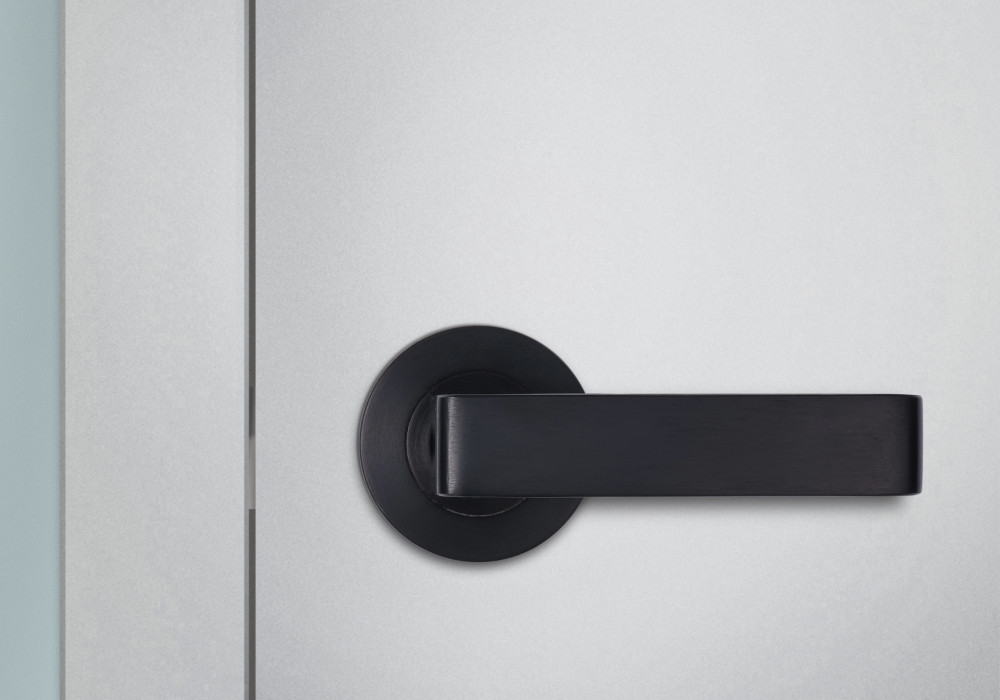 Tips for Specifying Black Hardware