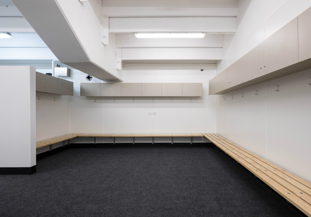 Resco Compact Laminate Handling Knocks at Mt Smart