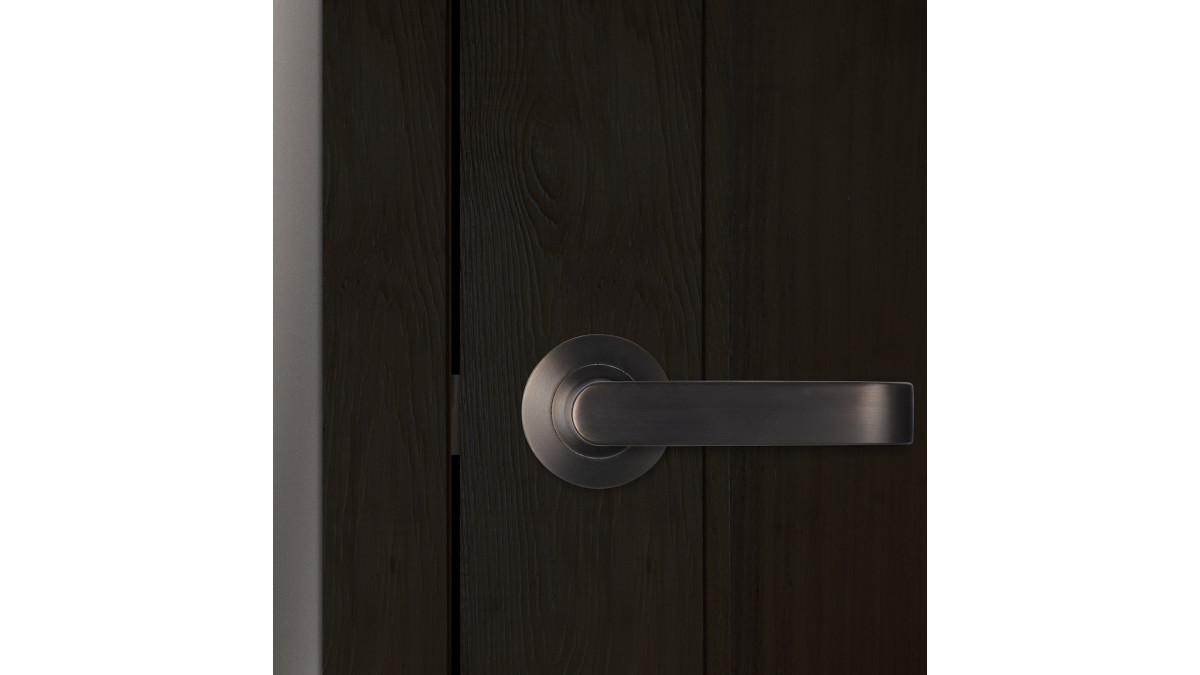 Legge 6000 Series Leonardo in oil rubbed bronze on door.