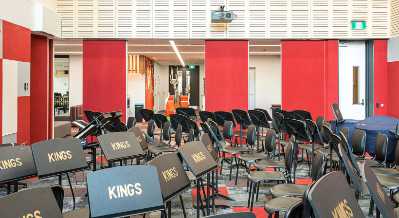 Movable Walls Bring Flexibility to Multi-Purpose Music Space