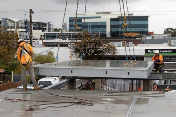 Speedfloor Contributes to Transportable Car Park System