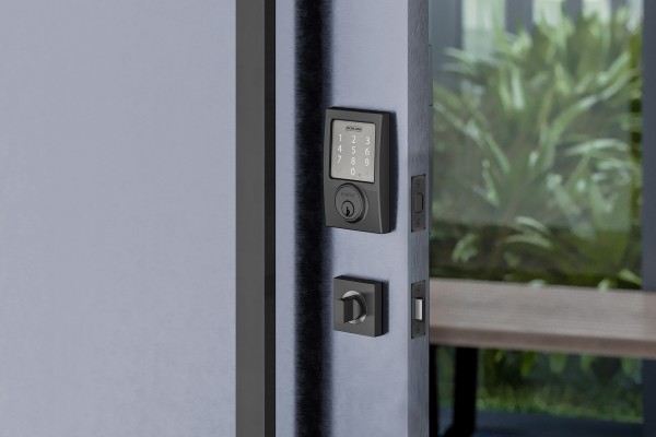 How Secure Are Electronic Locks? 