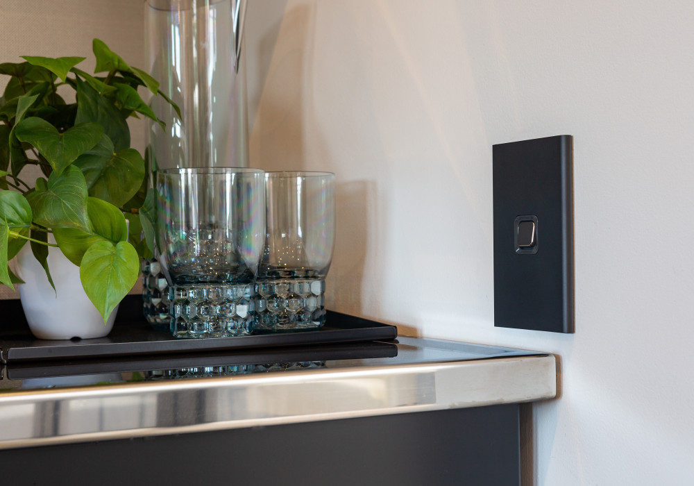 Switching Decor Made Easy with Iconic Styl