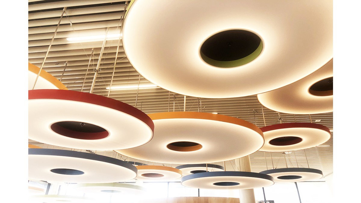 Acoustic lights featuring T&R Interior Systems' C Max absorption, Tūranga.