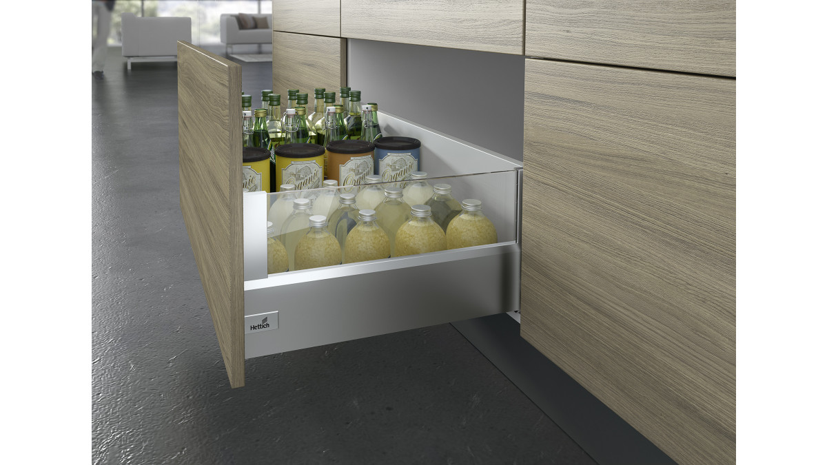 ArciTech in silver with glass TopSide gives a light and airy feeling to an extremely sturdy pot and pan drawer with up to 80kg weight capacity.