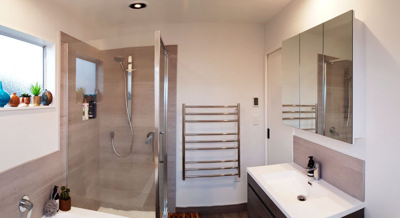 Cavity Slider Creates Space in Bathroom Renovation