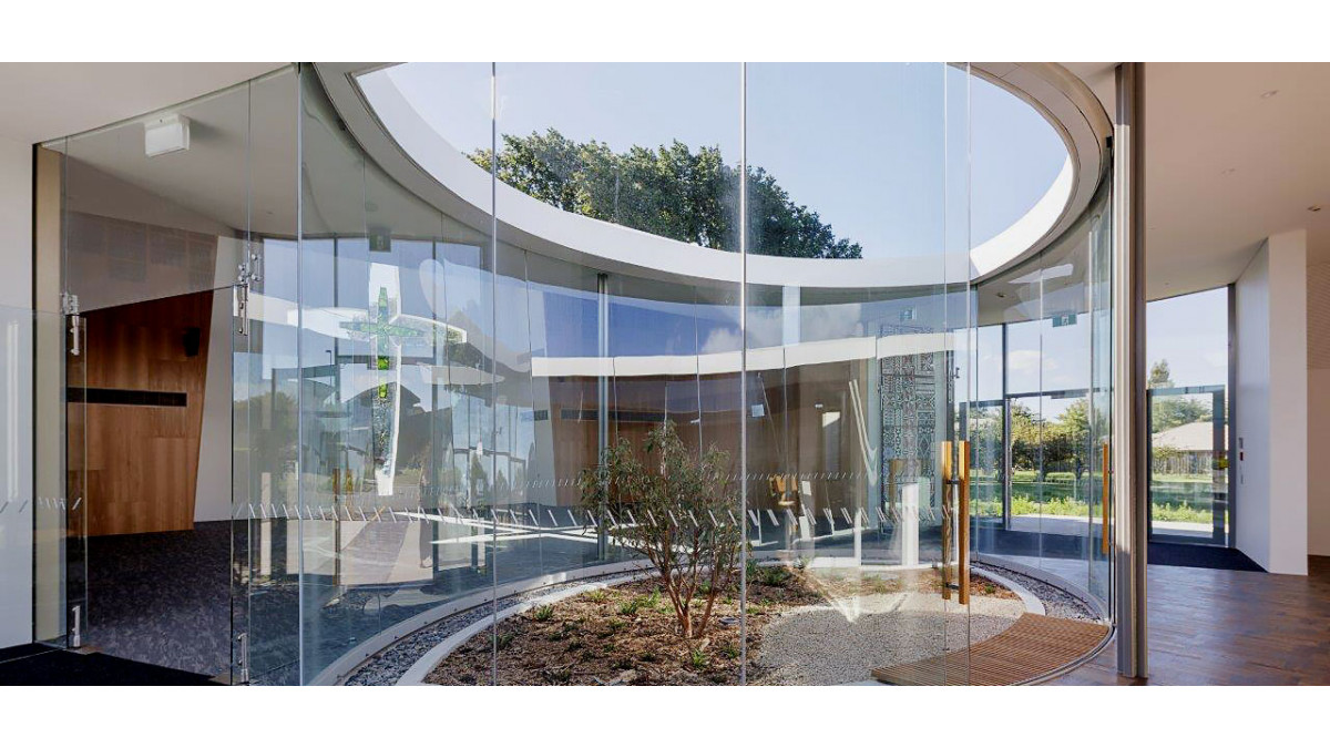 Toughened Curved Glass at Te Manawa Atawhai Catherine McAuley Centre. 