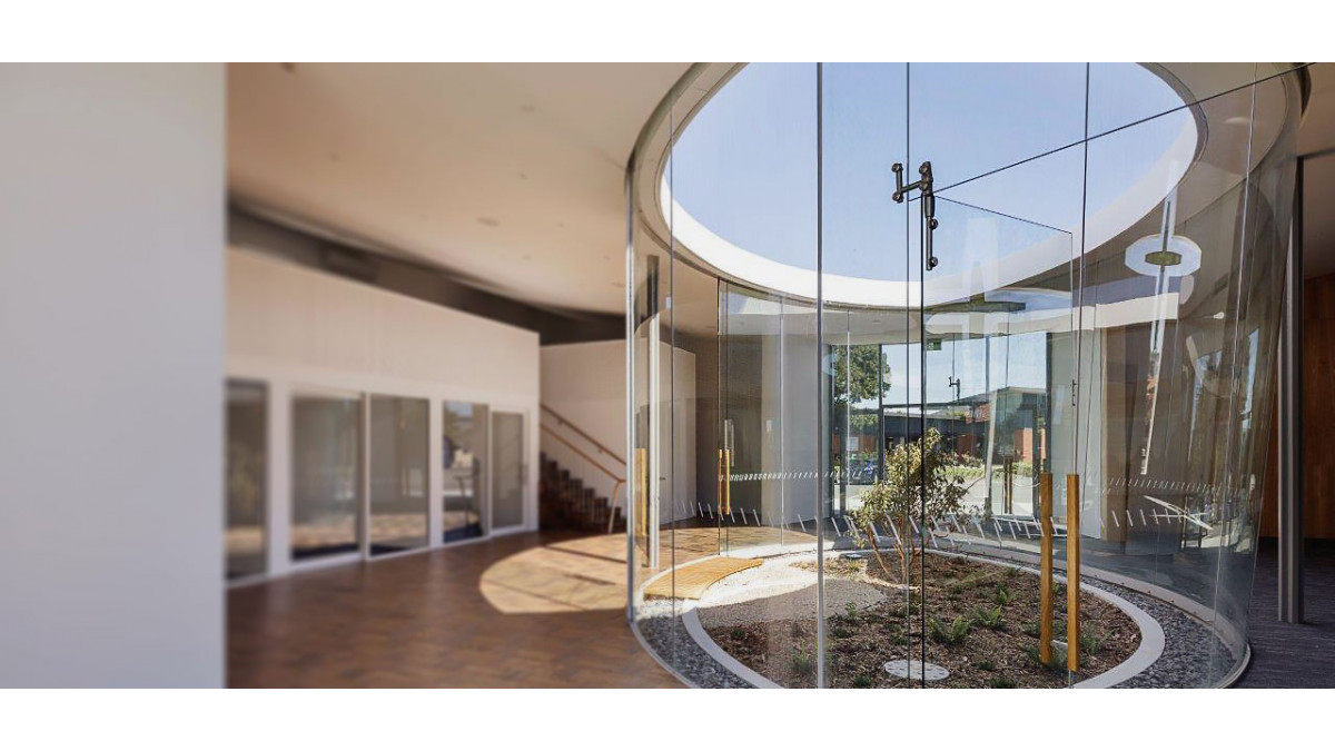 Toughened Curved Glass at Te Manawa Atawhai Catherine McAuley Centre. 