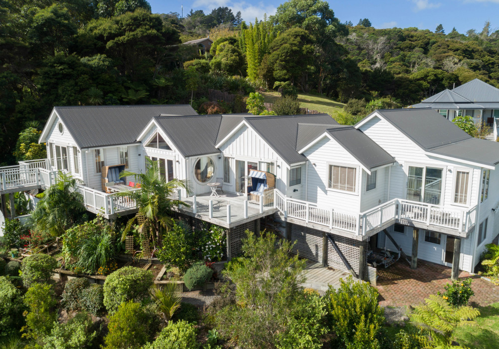 Corrugate Roofing Tops Boatshed-Inspired Home