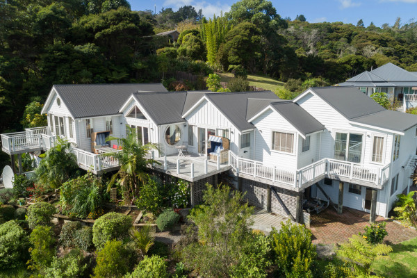 Corrugate Roofing Tops Boatshed-Inspired Home