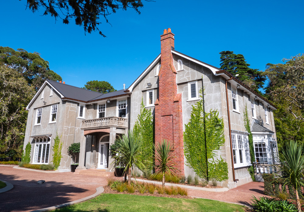 Durable Copper-Look Spouting for Manor House Restoration