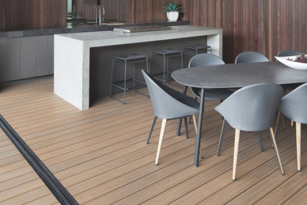 Timber Composite Decking Enhanced for Improved Stability