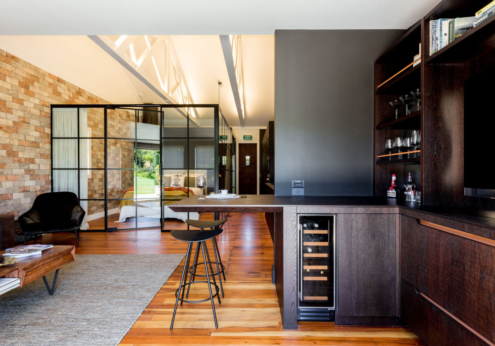 Sleek Silver Switches Chosen for Loft-Style Waiheke Apartment