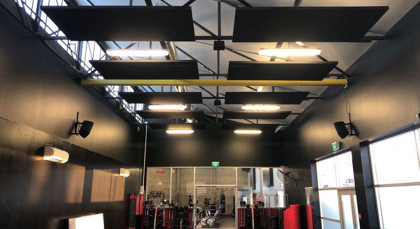 Eye-catching Ceiling Panels Improve Acoustics for Les Mills Hamilton