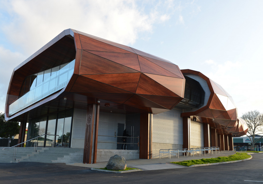 The A1 Fire-Certified Alucolux Range by Alucobond