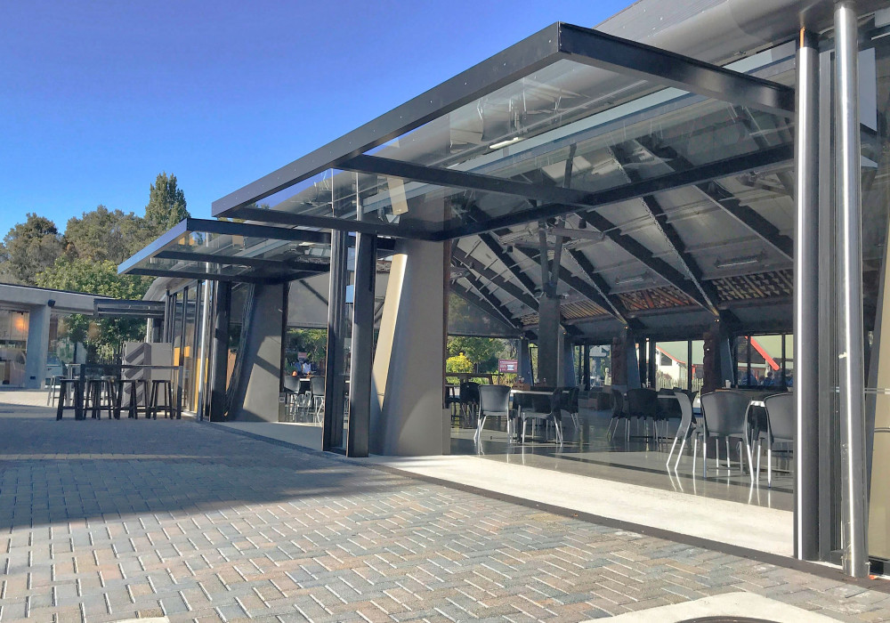 APL Structural Glaze Tilt Doors a Key Feature of Rotorua Tourist Facility