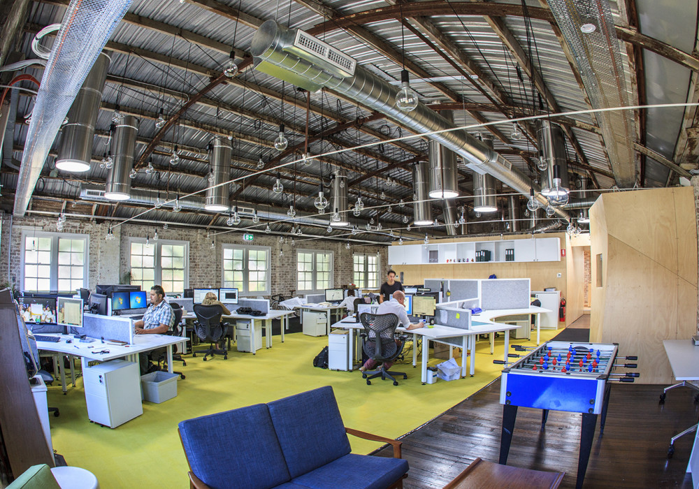 The Benefits of Natural Light for Workplaces