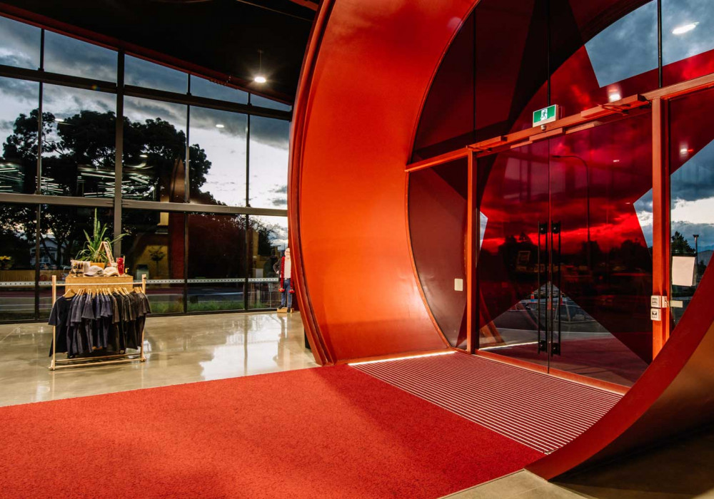 An Eye-catching Red Carpet for Pic's Peanut Butter World