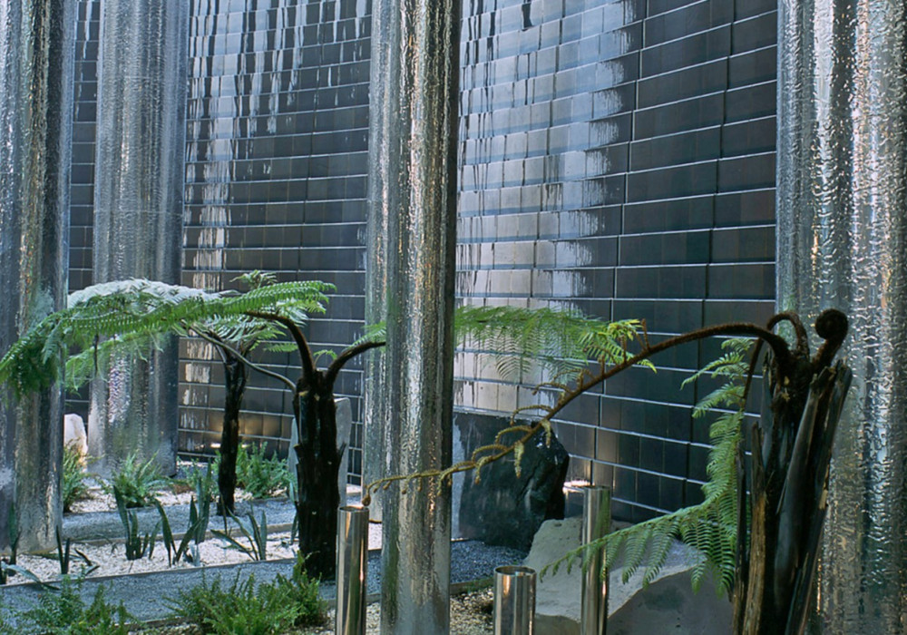 Versatile, Recyclable Stainless Steel Surfaces