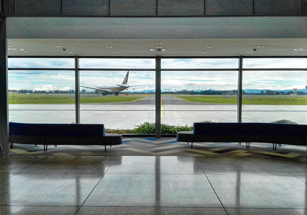 Altherm Transparency and Sparkle in a Private Air Terminal