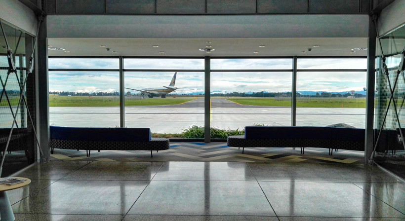 Altherm Transparency and Sparkle in a Private Air Terminal
