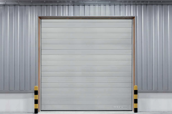 EFA-SST Secure: The Burglar-Resistant High-Speed Door