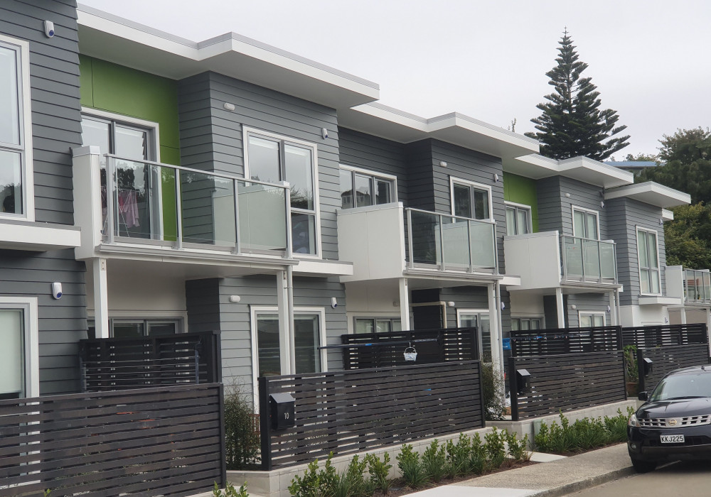 Provista Semi-Frameless Balustrade for Wellington Multi-Unit Development