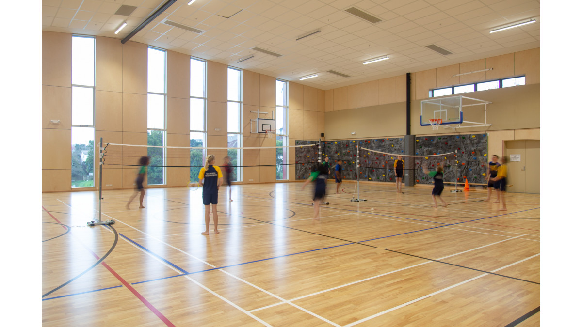 Birch Elite Ply and full-height windows create a light, airy environment in the gym. 