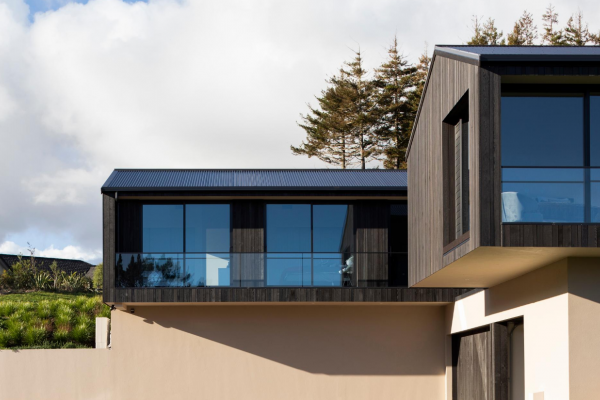 A Luxurious Rural Retreat Complemented by First Windows